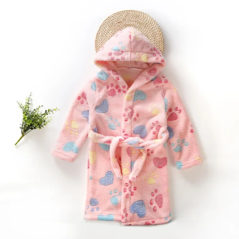 Kids’ Bathrobes: Keeping Little Ones Cozy and Dry After Bath Time