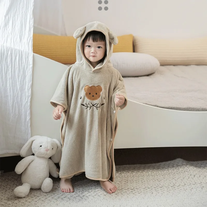 Kids Bathrobe Cartoon Animal Light Breathable Absorbent Hooded Bath Towel Children Skin Friendly Soft Shower Beach Towel