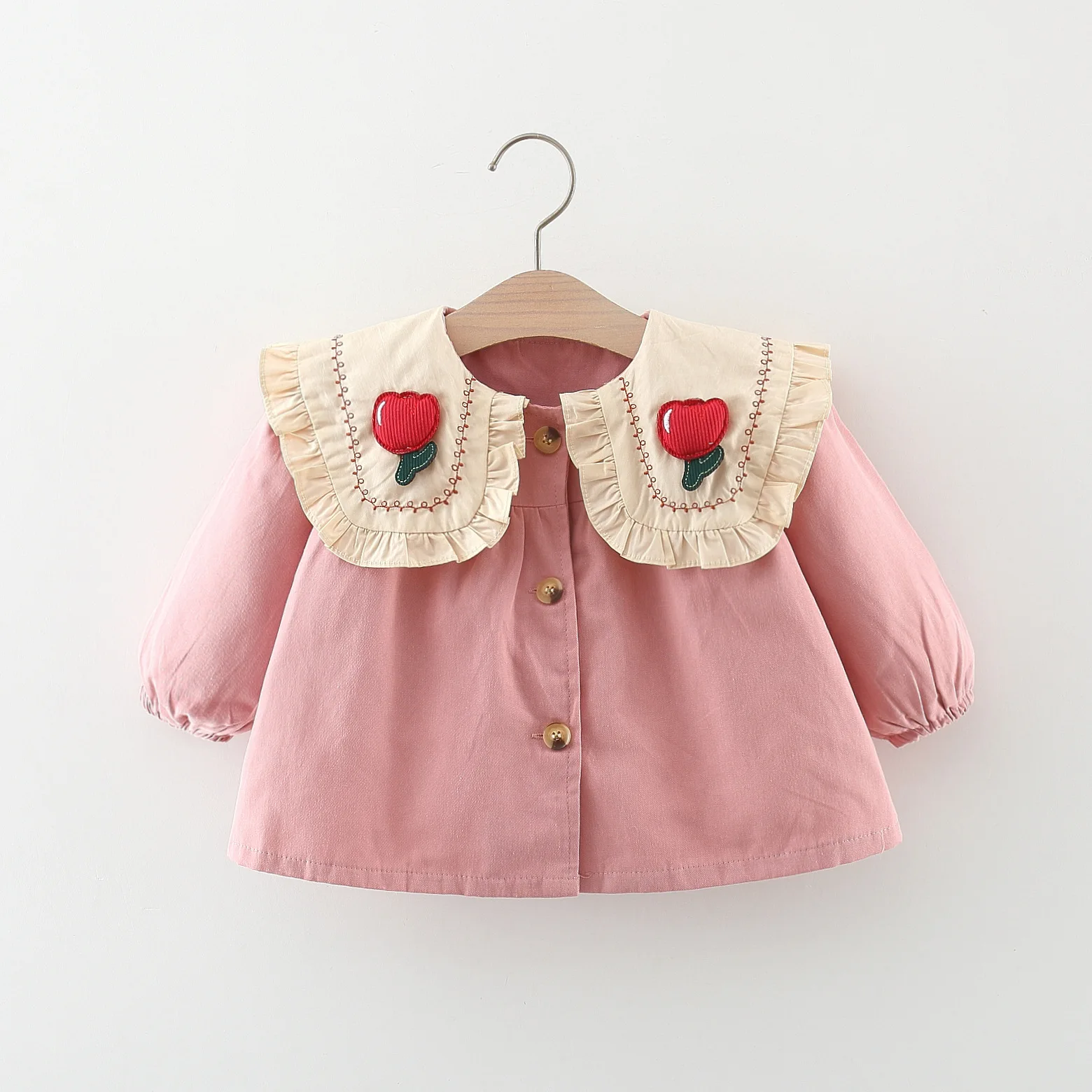 New Autumn Children’s Wear Girl’s Korean Edition Windbreaker 3D Flower Doll Neck Button Loose Cute Coat