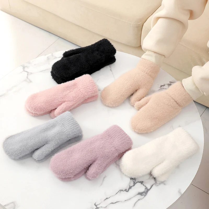 Winter Women Keep Warm Plush Gloves Sweet Elasticity Soft Thicken Full Fingers Mittens Imitation Rabbit Fur Girls Fashion Gloves