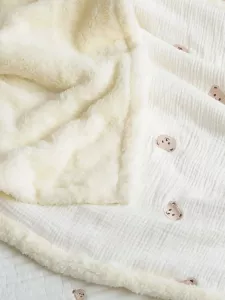 Thicken autumn and winter baby comfort blanket newborn blanket embroidered pattern blanket
