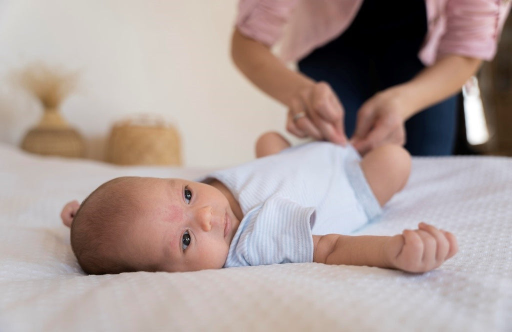 Precautions on how to dress your baby